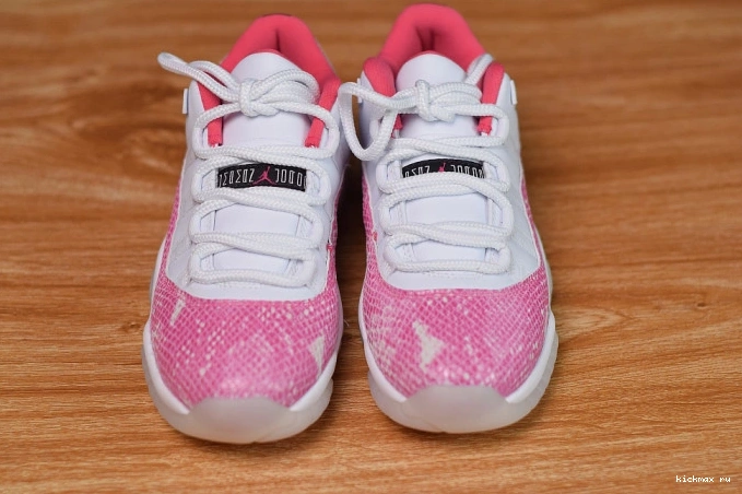 Rep Jordan Pink WMNS Air AH7860-106 Snakeskin 11 Low 0816